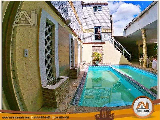Casa / Sobrado para Venda em Fortaleza/CE Carlito Pamplona 9 Quartos