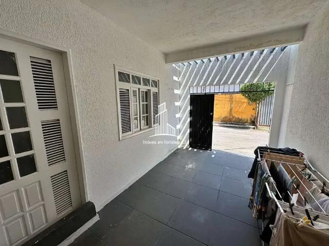 Casa / Sobrado para Venda em Fortaleza/CE Cidade 2000 3 Quartos