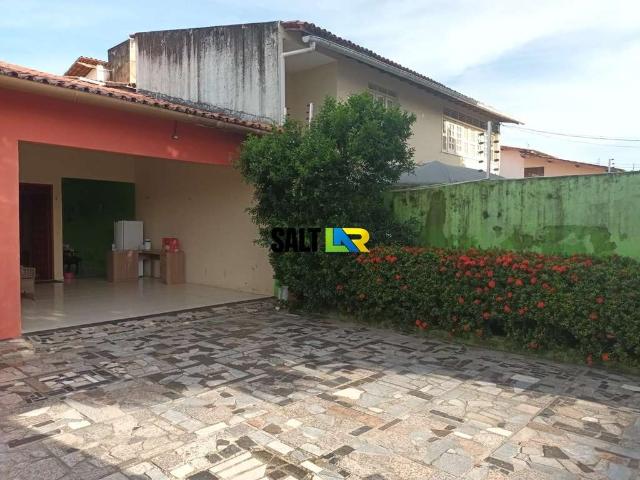 Casa / Sobrado para Venda em Fortaleza/CE Cidade dos Funcionários 4 Quartos