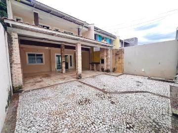 Casa / Sobrado para Venda em Fortaleza/CE Cidade dos Funcionários 4 Quartos
