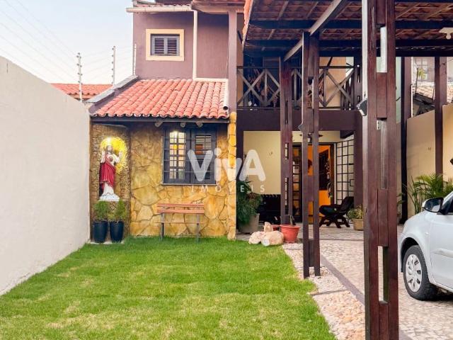 Casa / Sobrado para Venda em Fortaleza/CE Cidade dos Funcionários 4 Quartos