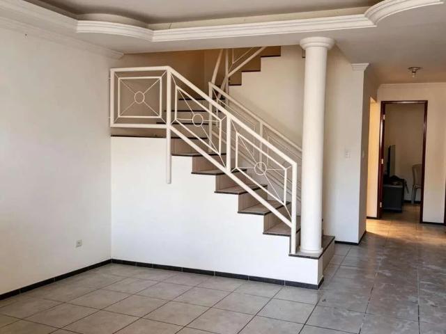 Casa / Sobrado para Venda em Fortaleza/CE Cidade dos Funcionários 5 Quartos