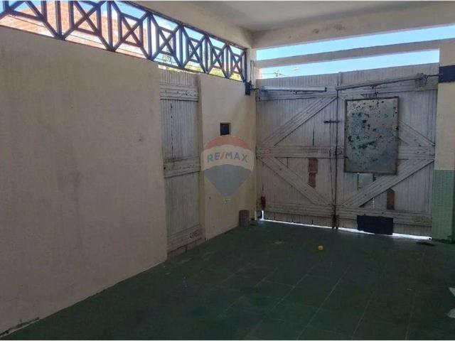 Casa / Sobrado para Venda em Fortaleza/CE Cidade dos Funcionários 3 Quartos