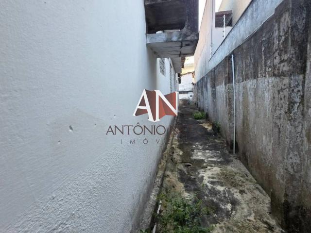 Casa / Sobrado para Venda em Fortaleza/CE Cidade dos Funcionários 3 Quartos