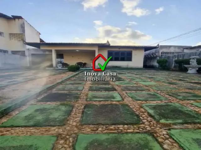 Casa / Sobrado para Venda em Fortaleza/CE Cidade dos Funcionários 3 Quartos