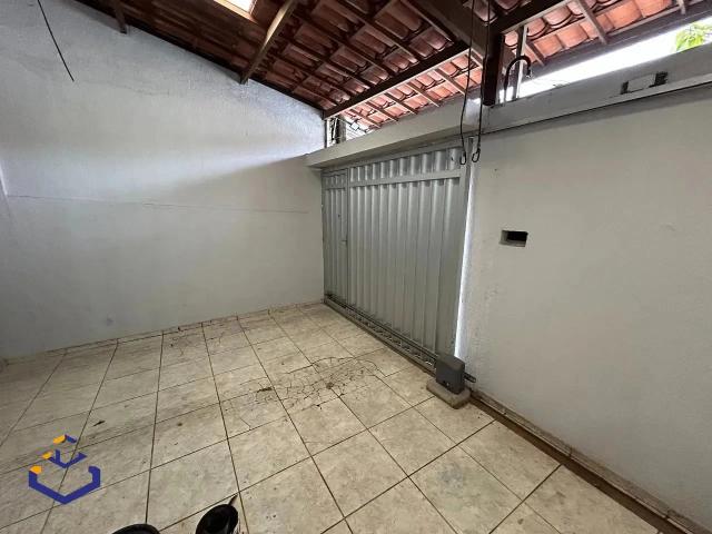 Casa / Sobrado para Venda em Fortaleza/CE Cidade dos Funcionários 3 Quartos