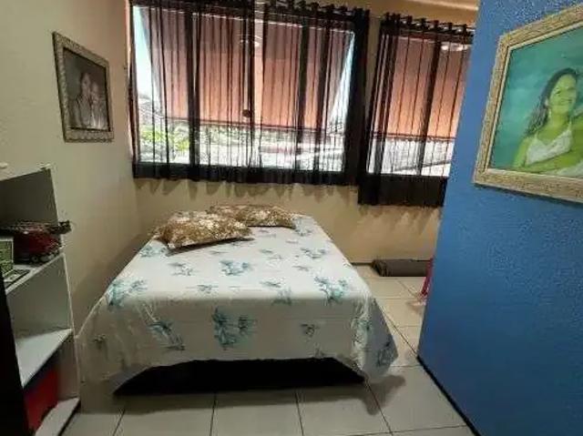 Casa / Sobrado para Venda em Fortaleza/CE Coaçu 4 Quartos