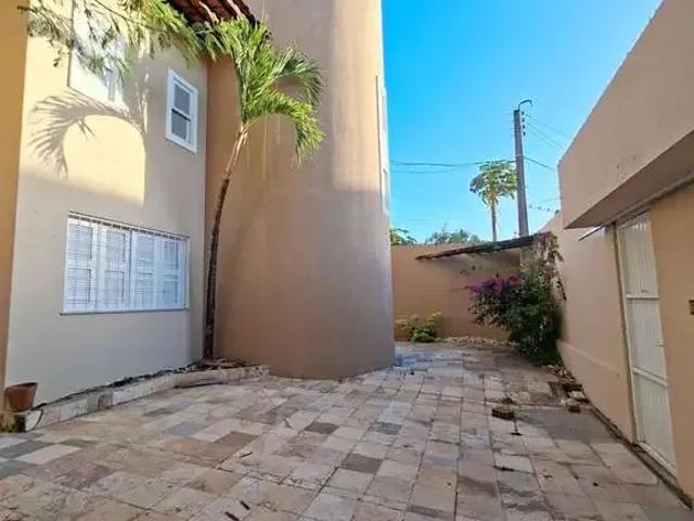 Casa / Sobrado para Venda em Fortaleza/CE Cocó 3 Quartos
