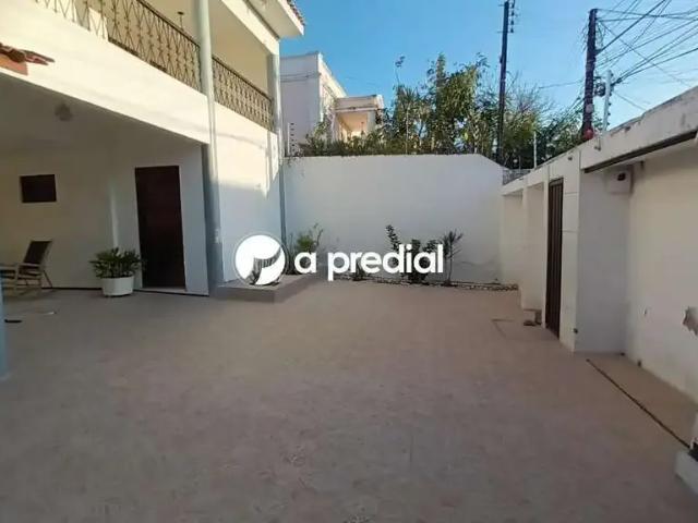 Casa / Sobrado para Venda em Fortaleza/CE Cocó 4 Quartos
