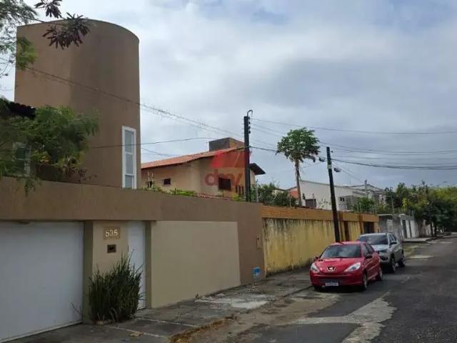 Casa / Sobrado para Venda em Fortaleza/CE Cocó 5 Quartos