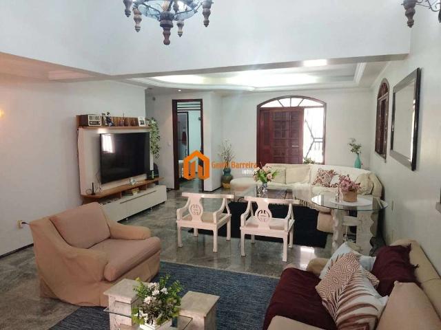 Casa / Sobrado para Venda em Fortaleza/CE Cocó 5 Quartos