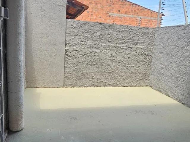 Casa / Sobrado para Venda em Fortaleza/CE Barroso 2 Quartos