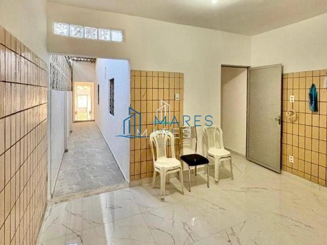 Casa / Sobrado para Venda em Fortaleza/CE Damas 3 Quartos