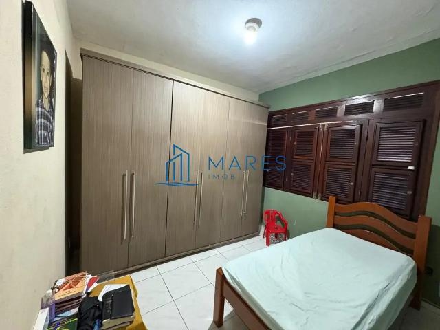 Casa / Sobrado para Venda em Fortaleza/CE Damas 3 Quartos