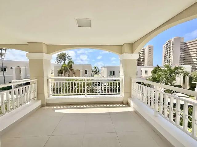 Casa / Sobrado para Venda em Fortaleza/CE de Lourdes 3 Quartos