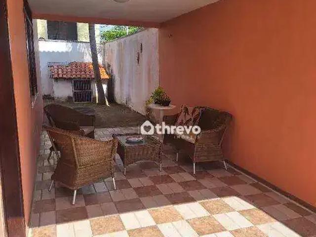 Casa / Sobrado para Venda em Fortaleza/CE de Lourdes 4 Quartos