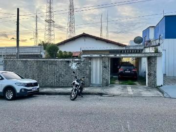 Casa / Sobrado para Venda em Fortaleza/CE Dionisio Torres 5 Quartos