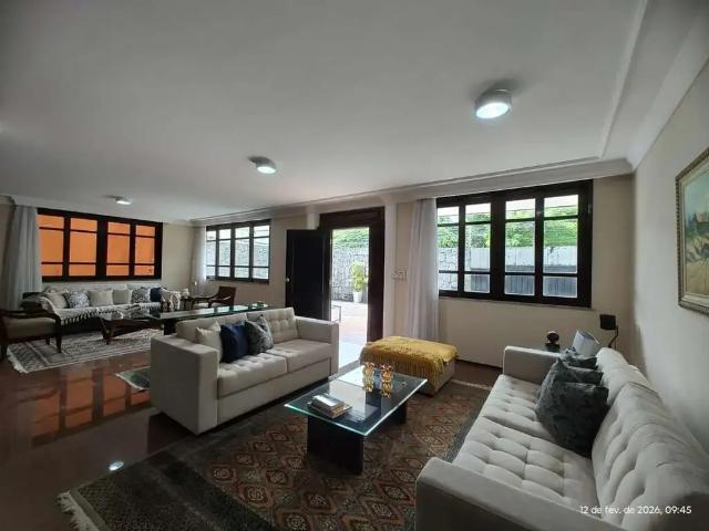 Casa / Sobrado para Venda em Fortaleza/CE Dionisio Torres 5 Quartos