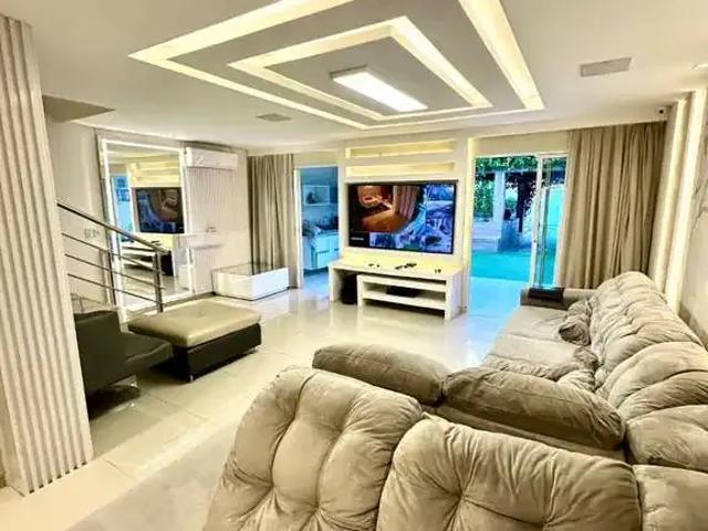 Casa / Sobrado para Venda em Fortaleza/CE Edson Queiroz 4 Quartos