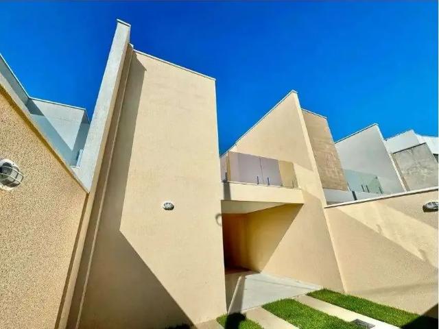 Casa / Sobrado para Venda em Fortaleza/CE Edson Queiroz 4 Quartos