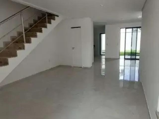 Casa / Sobrado para Venda em Fortaleza/CE Edson Queiroz 4 Quartos