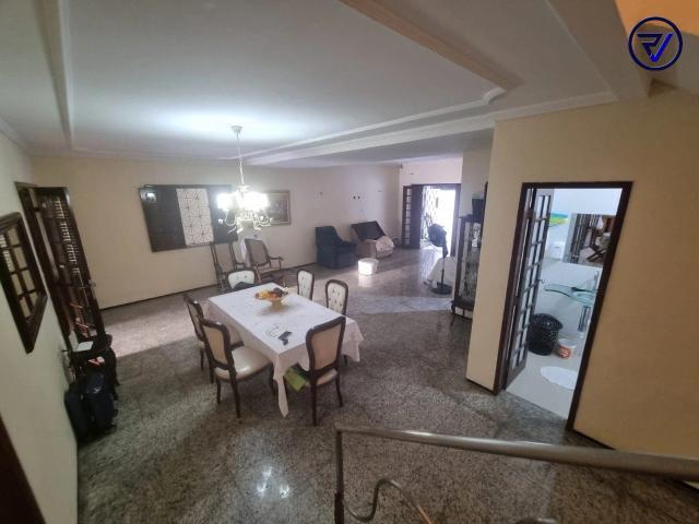 Casa / Sobrado para Venda em Fortaleza/CE Edson Queiroz 5 Quartos