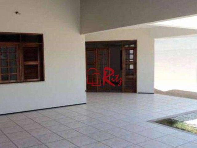 Casa / Sobrado para Venda em Fortaleza/CE Engenheiro Luciano Cavalcante 4 Quartos