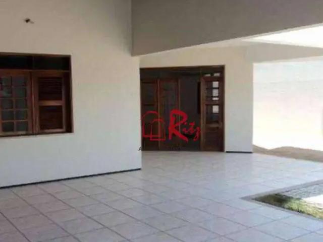 Casa / Sobrado para Venda em Fortaleza/CE Engenheiro Luciano Cavalcante 4 Quartos