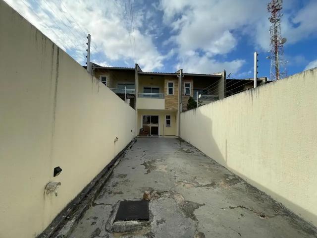 Casa / Sobrado para Venda em Fortaleza/CE Engenheiro Luciano Cavalcante 3 Quartos