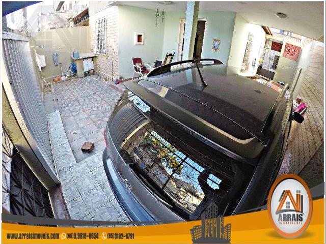 Casa / Sobrado para Venda em Fortaleza/CE Fátima 3 Quartos