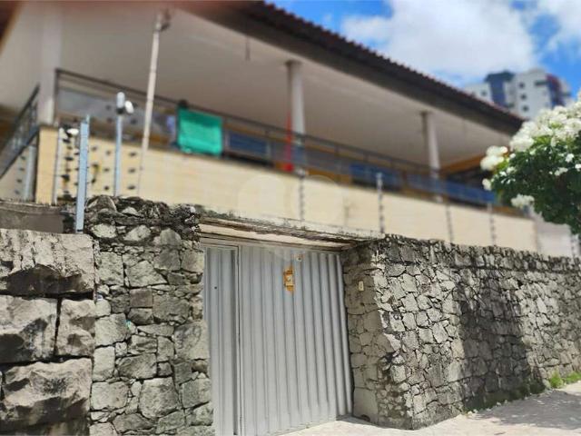 Casa / Sobrado para Venda em Fortaleza/CE Fátima 7 Quartos