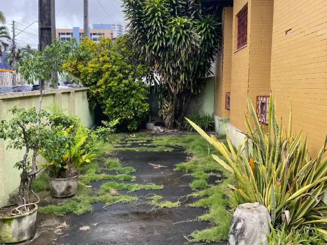 Casa / Sobrado para Venda em Fortaleza/CE Fátima 6 Quartos