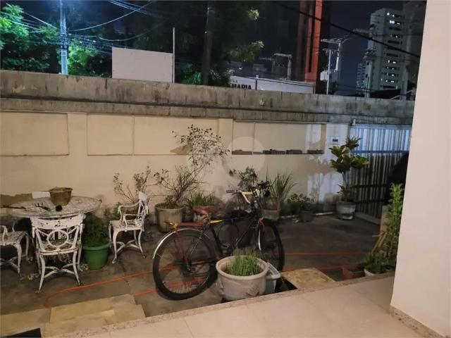 Casa / Sobrado para Venda em Fortaleza/CE Fátima 8 Quartos