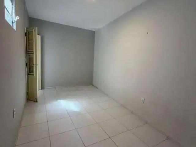 Casa / Sobrado para Venda em Fortaleza/CE Floresta 3 Quartos
