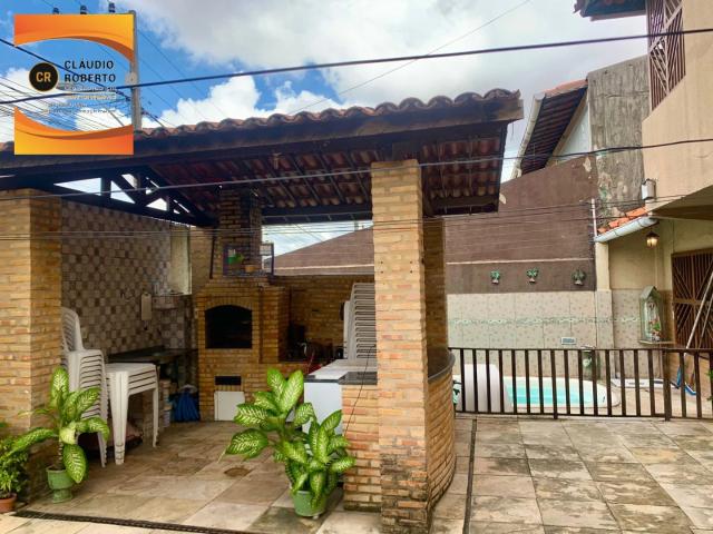 Casa / Sobrado para Venda em Fortaleza/CE Henrique Jorge 5 Quartos