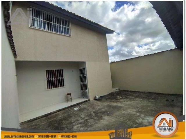Casa / Sobrado para Venda em Fortaleza/CE Itaperi 3 Quartos
