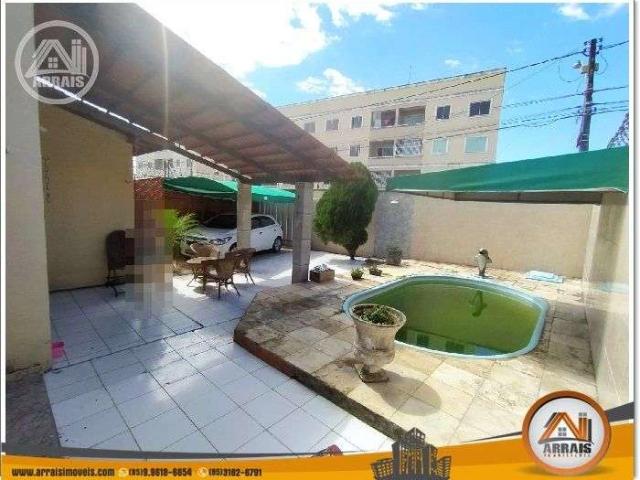 Casa / Sobrado para Venda em Fortaleza/CE Itaperi 3 Quartos