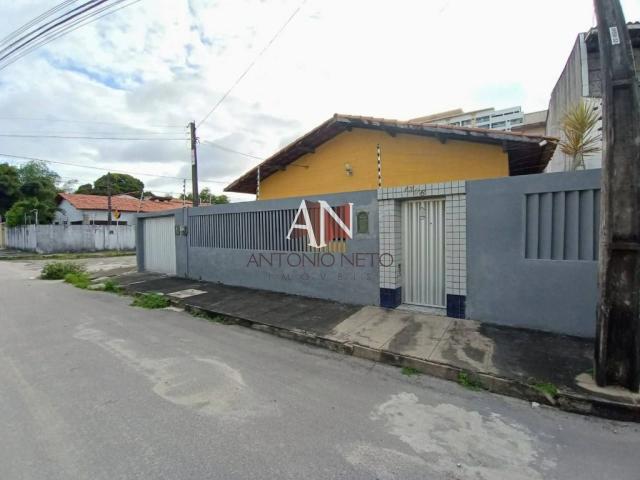 Casa / Sobrado para Venda em Fortaleza/CE Itaperi 4 Quartos