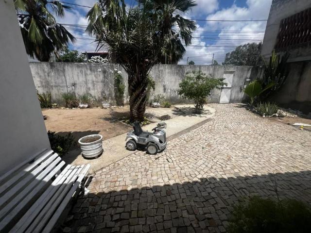 Casa / Sobrado para Venda em Fortaleza/CE Itaperi 4 Quartos