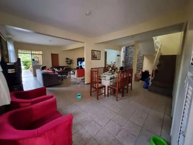 Casa / Sobrado para Venda em Fortaleza/CE Jardim América 6 Quartos