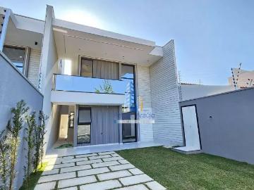 Casa / Sobrado para Venda em Fortaleza/CE Jardim das Oliveiras 4 Quartos