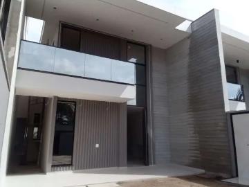 Casa / Sobrado para Venda em Fortaleza/CE Jardim das Oliveiras 4 Quartos
