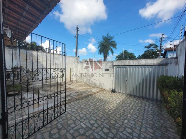 Casa / Sobrado para Venda em Fortaleza/CE Jardim das Oliveiras 3 Quartos