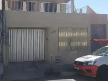 Casa / Sobrado para Venda em Fortaleza/CE Jardim Iracema 4 Quartos