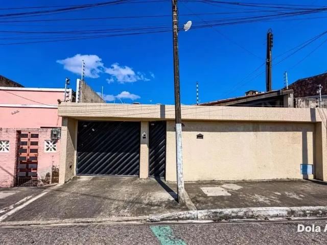 Casa / Sobrado para Venda em Fortaleza/CE Joaquim Távora 5 Quartos