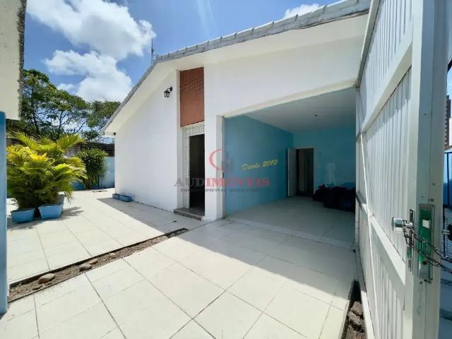 Casa / Sobrado para Venda em Fortaleza/CE Joaquim Távora 3 Quartos