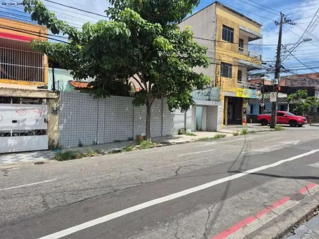 Casa / Sobrado para Venda em Fortaleza/CE José Bonifácio 4 Quartos