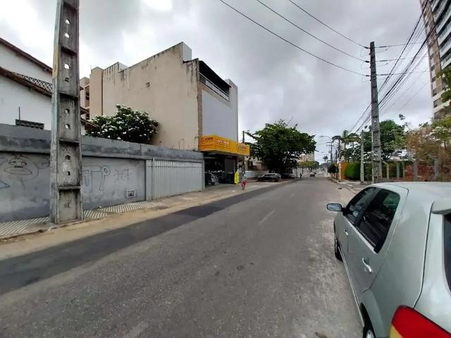 Casa / Sobrado para Venda em Fortaleza/CE José Bonifácio 4 Quartos