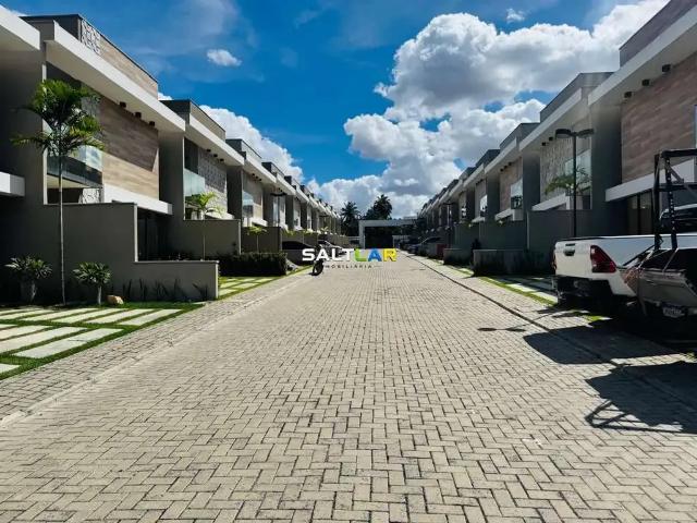Casa / Sobrado para Venda em Fortaleza/CE Lagoa Redonda 3 Quartos