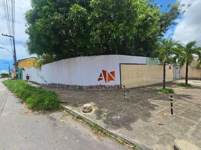 Casa / Sobrado para Venda em Fortaleza/CE Lagoa Redonda 3 Quartos
